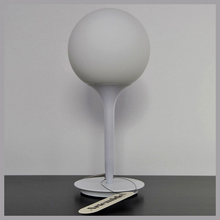 Настольная лампа декоративная Artemide  1049010A - 1